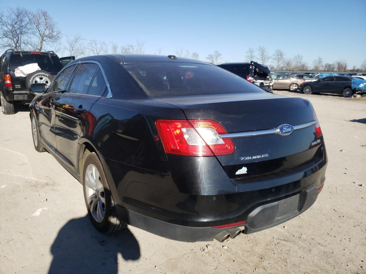 Photo 3 from auction – 2011 FORD TAURUS SEL with VIN 1FAHP2HW2BG145592