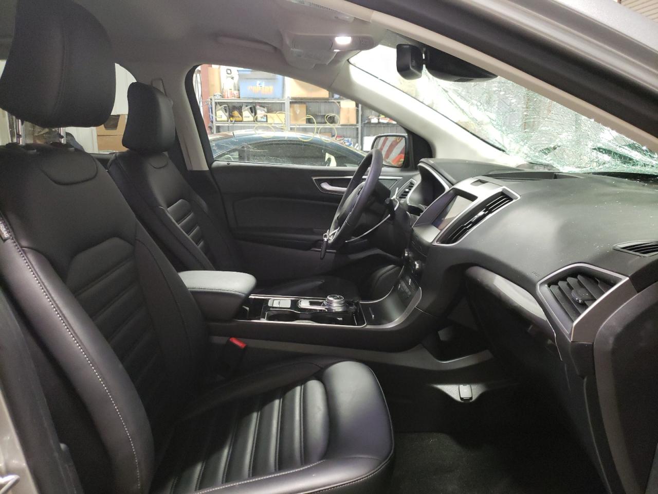 Photo 5 from auction – 2020 FORD EDGE SEL with VIN 2FMPK4J90LBB59306