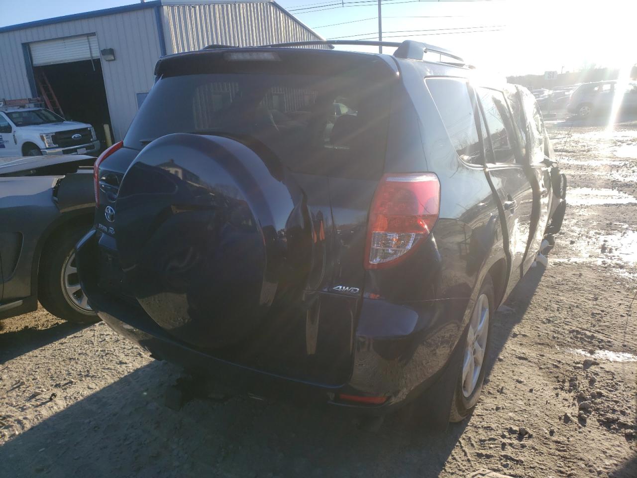 Photo 4 from auction – 2007 TOYOTA RAV4 LIMIT with VIN JTMBK31V475013944