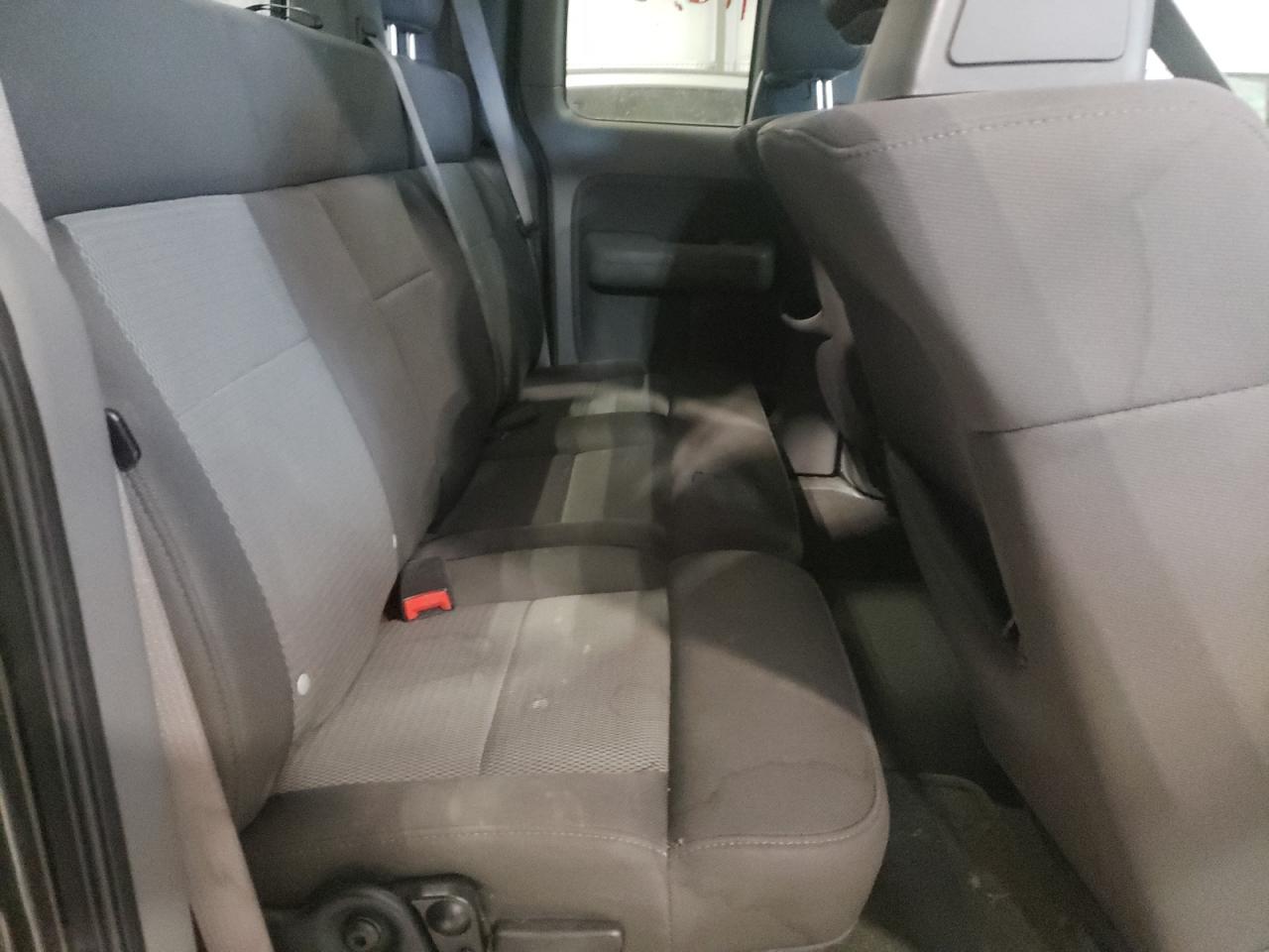 Photo 6 from auction – 2005 FORD F150 with VIN 1FTPX14565NA73292