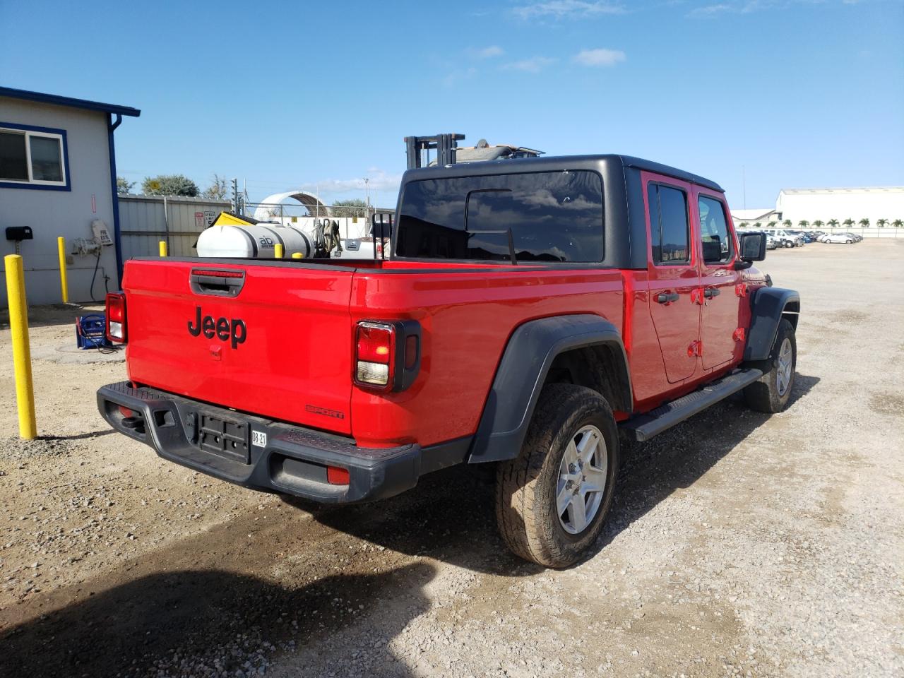 صورة رقم 4 من المزاد - 2020 JEEP GLADIATOR مع VIN 1C6HJTAG8LL129272