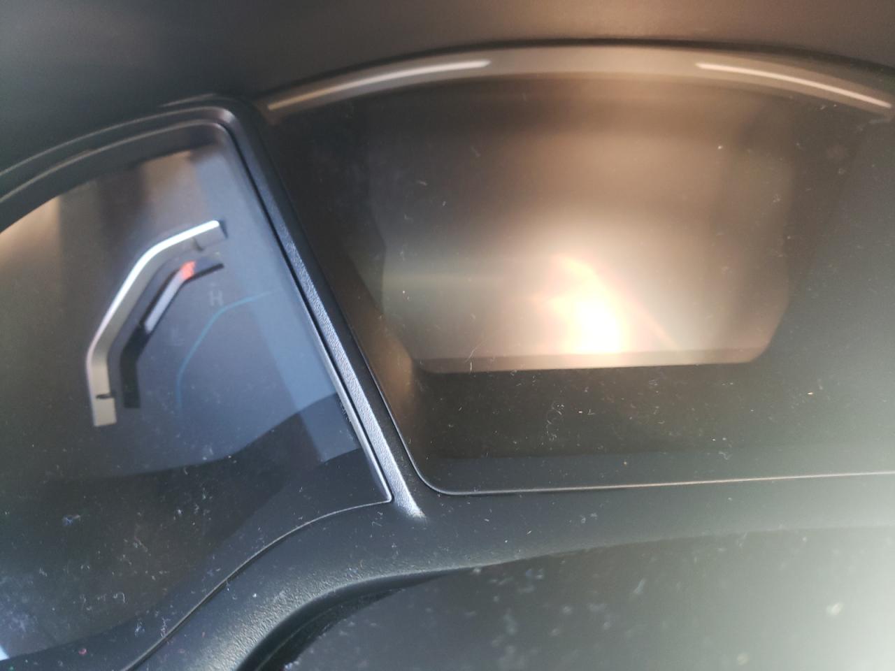 Photo 8 from auction – 2019 HONDA CIVIC LX with VIN 19XFC2F67KE019275