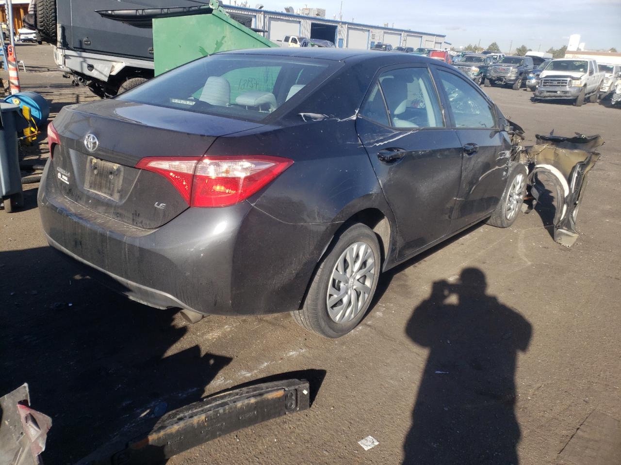 Zdjęcie 4 z aukcji – 2017 TOYOTA COROLLA L z VIN 2T1BURHEXHC963488