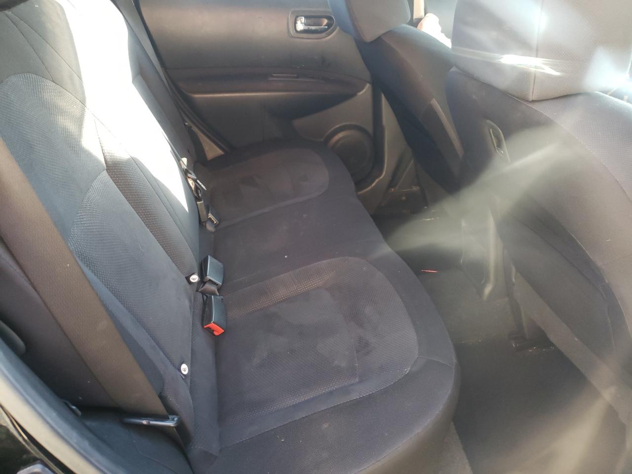 Photo 6 from auction – 2014 NISSAN ROGUE SELE with VIN JN8AS5MV8EW708992