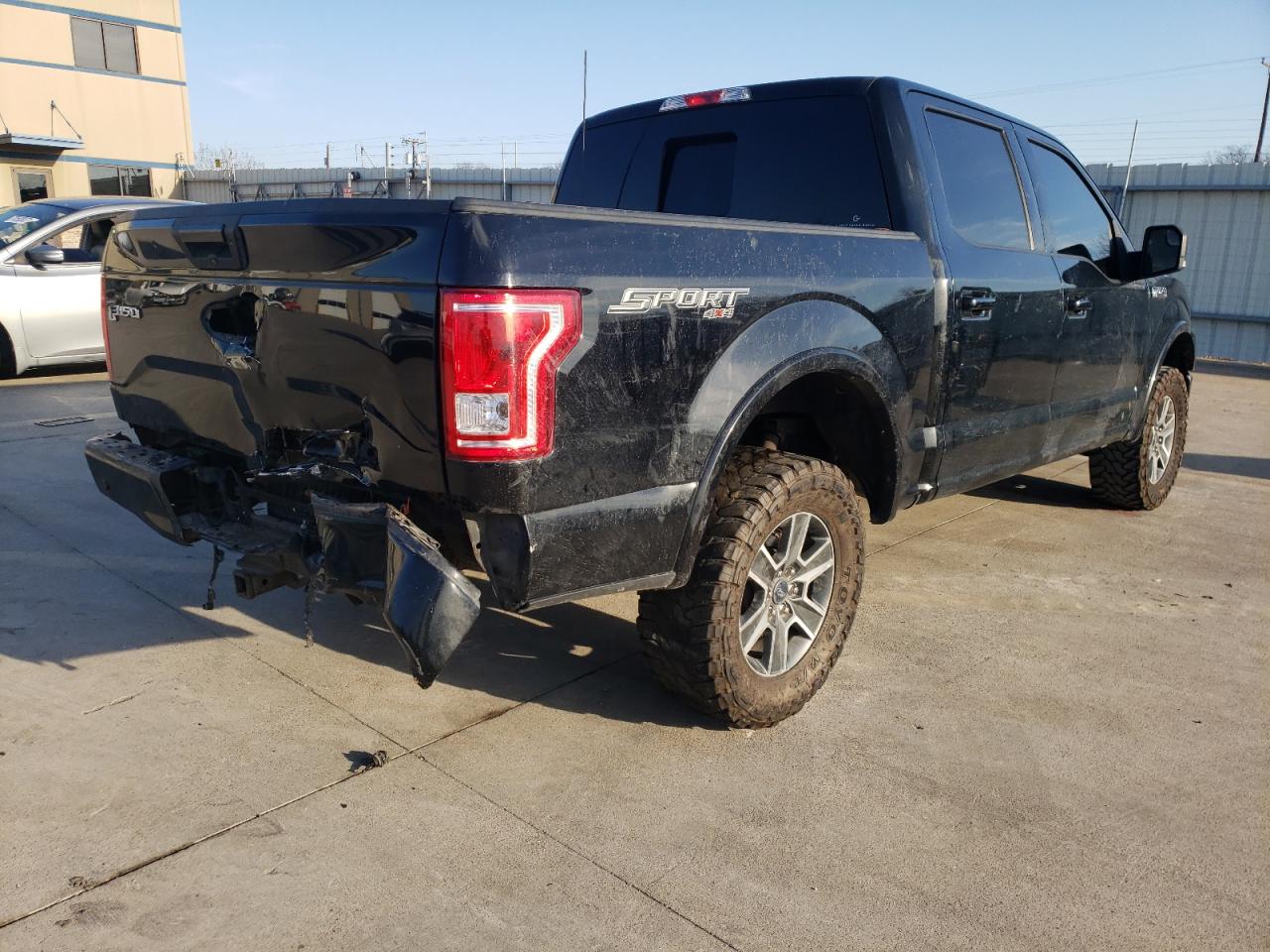 Photo 4 from auction – 2016 FORD F150 SUPER with VIN 1FTEW1EPXGFB00212