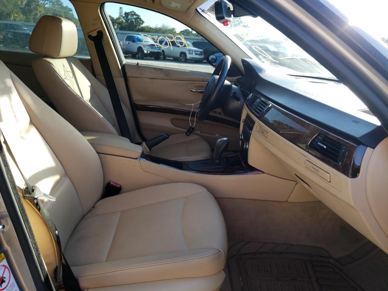 Photo 5 from auction – 2008 BMW 328 I with VIN WBAVA37598NL50857