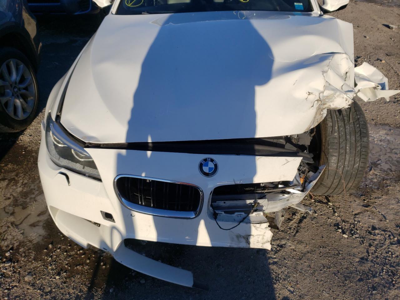 Photo 7 from auction – 2016 BMW M5 with VIN WBSFV9C58GD595604