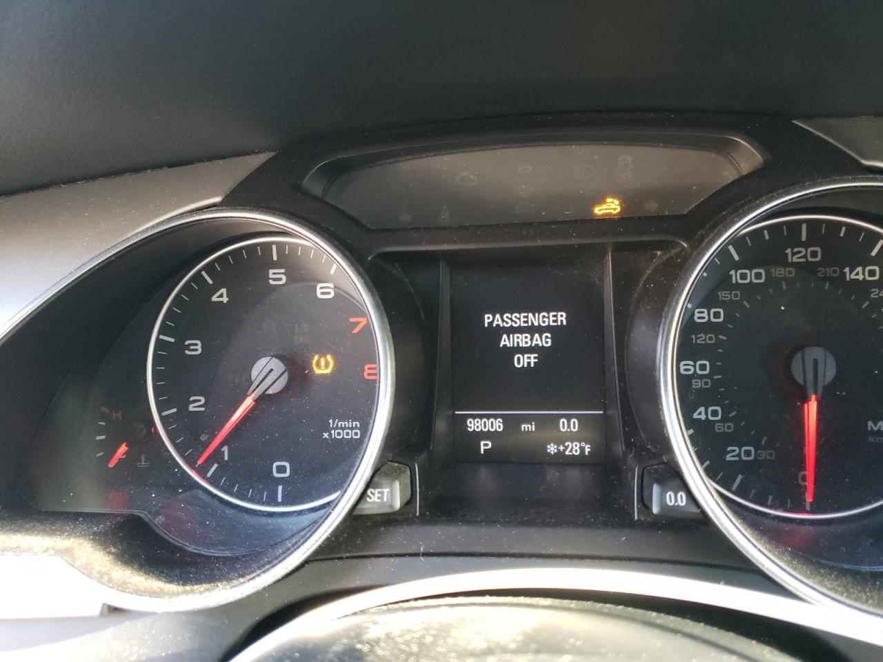 Фото 8 с аукциона – 2011 AUDI A5 PREMIUM с VIN WAULFAFHXBN009967