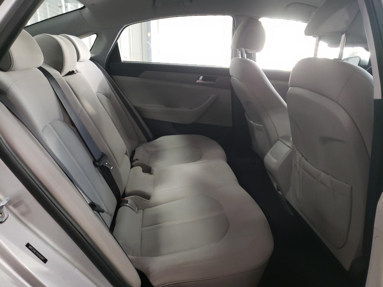 Photo 6 from auction – 2016 HYUNDAI SONATA SE with VIN 5NPE24AF1GH352947
