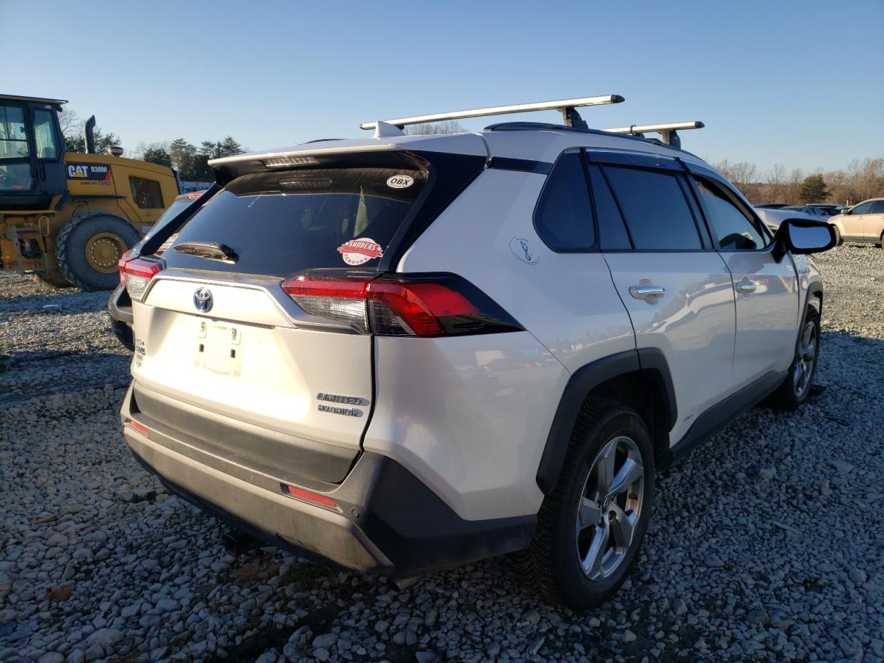 Photo 4 from auction – 2019 TOYOTA RAV4 LIMIT with VIN JTMDWRFV1KD511431