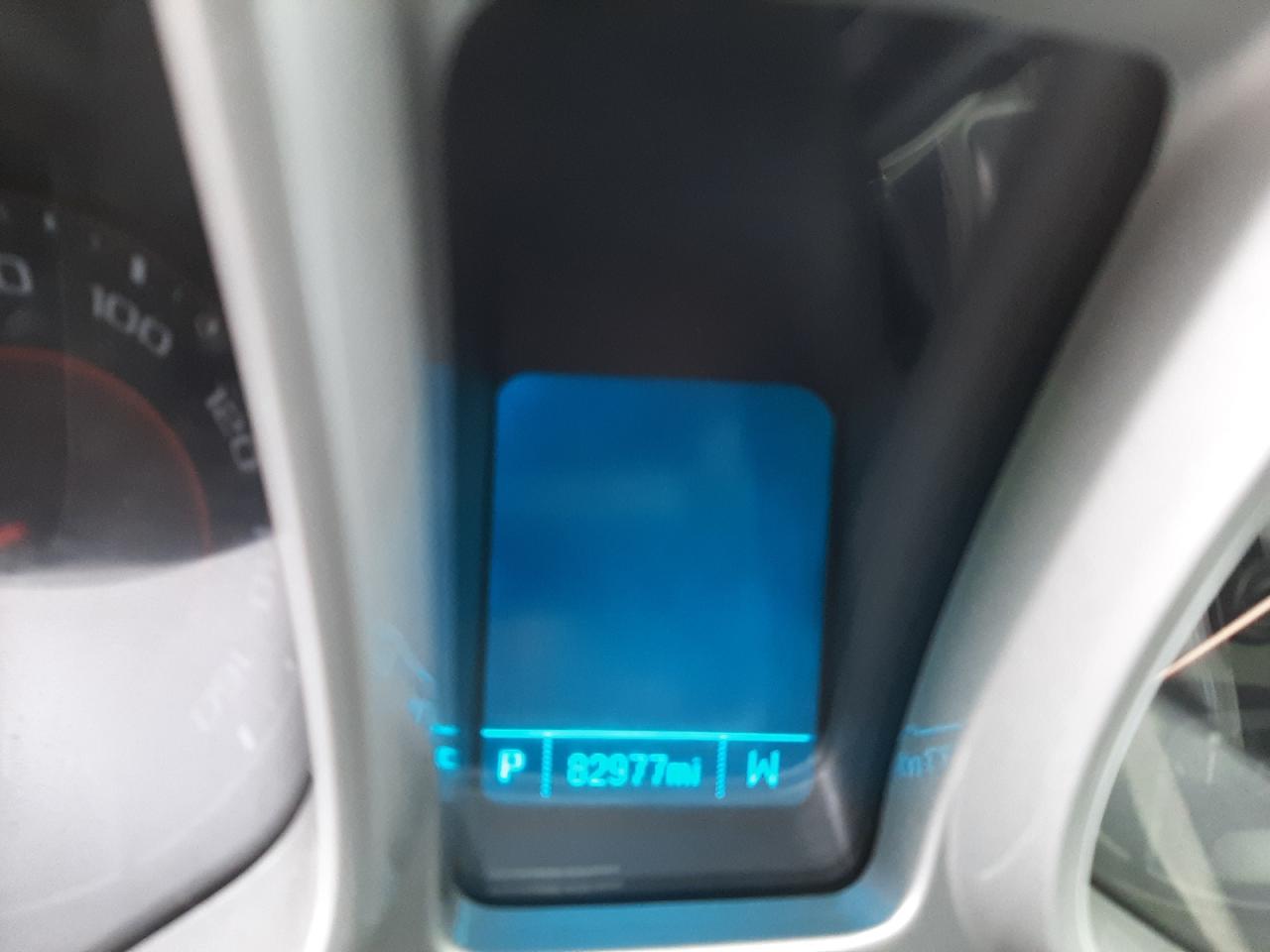 Photo 8 from auction – 2015 CHEVROLET CAMARO LS with VIN 2G1FB1E36F9290717