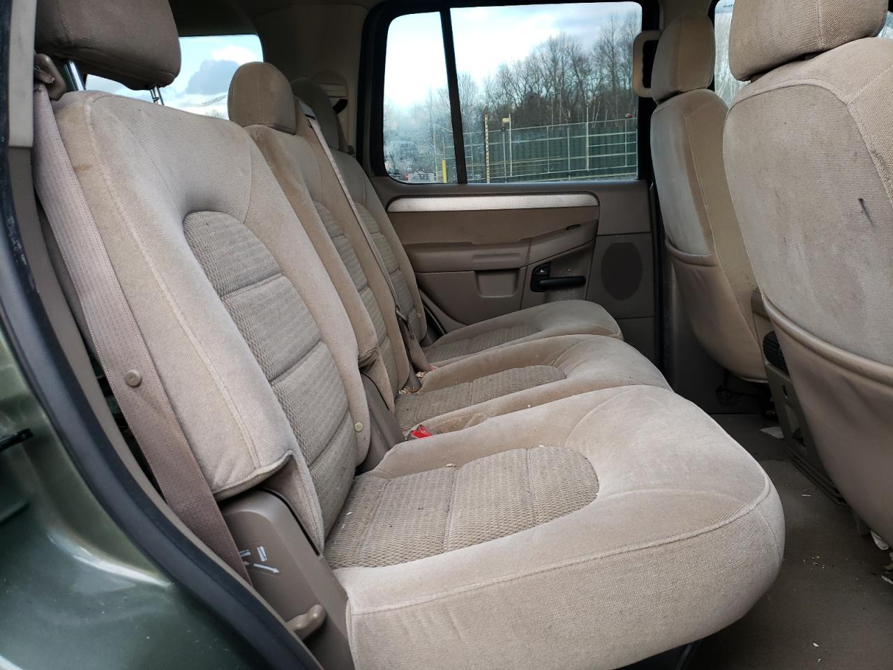 Photo 6 from auction – 2004 FORD EXPLORER X with VIN 1FMZU73K34UC15982