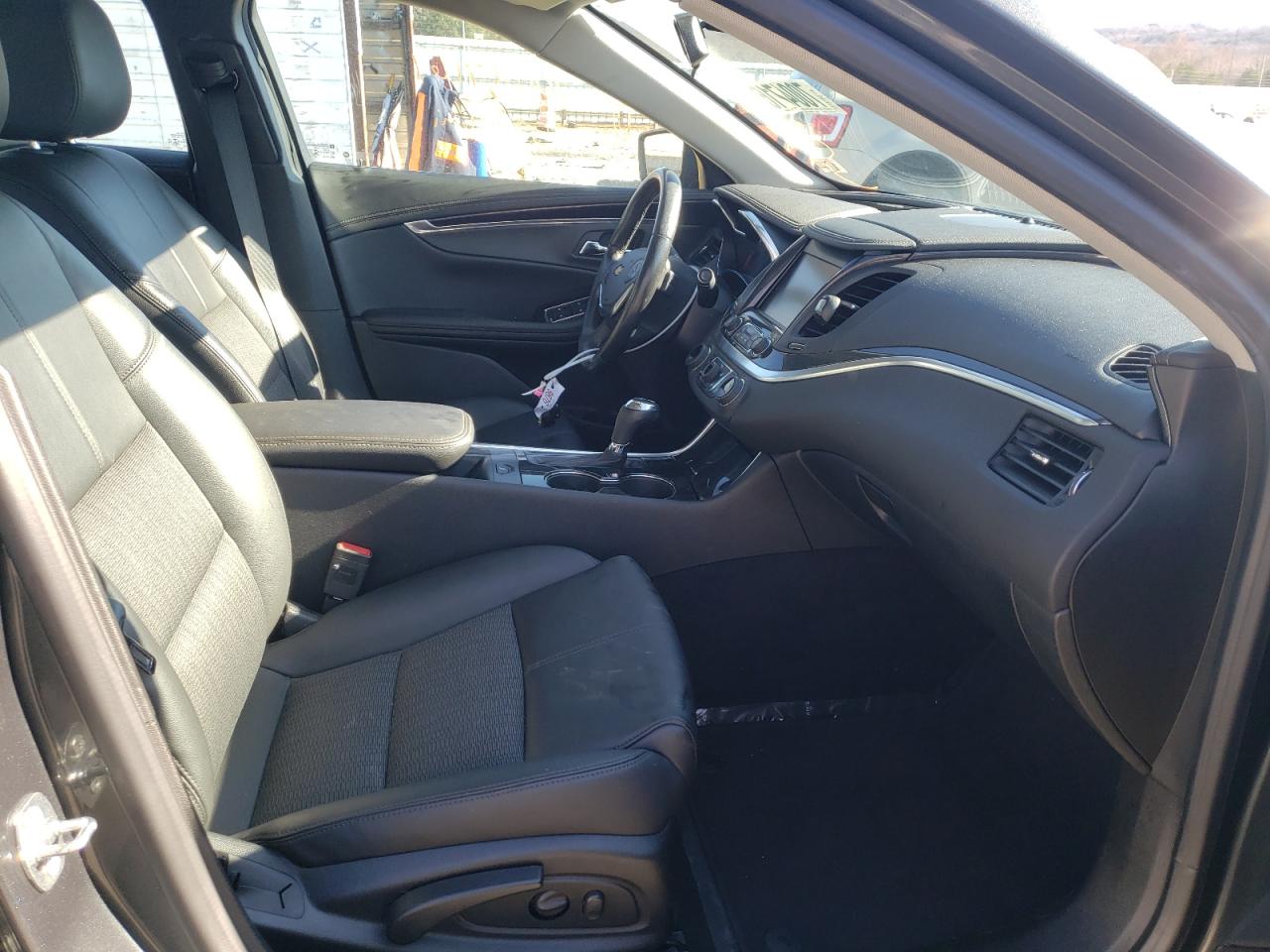 Photo 5 from auction – 2019 CHEVROLET IMPALA LT with VIN 2G11Z5S37K9117218