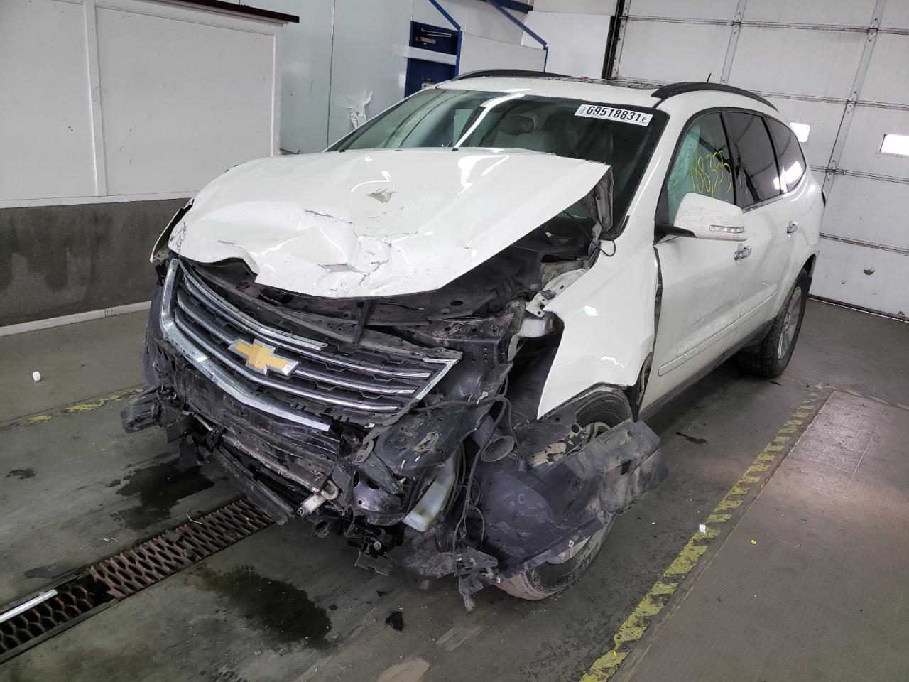 Photo 2 from auction – 2014 CHEVROLET TRAVERSE L with VIN 1GNKVHKD0EJ226167