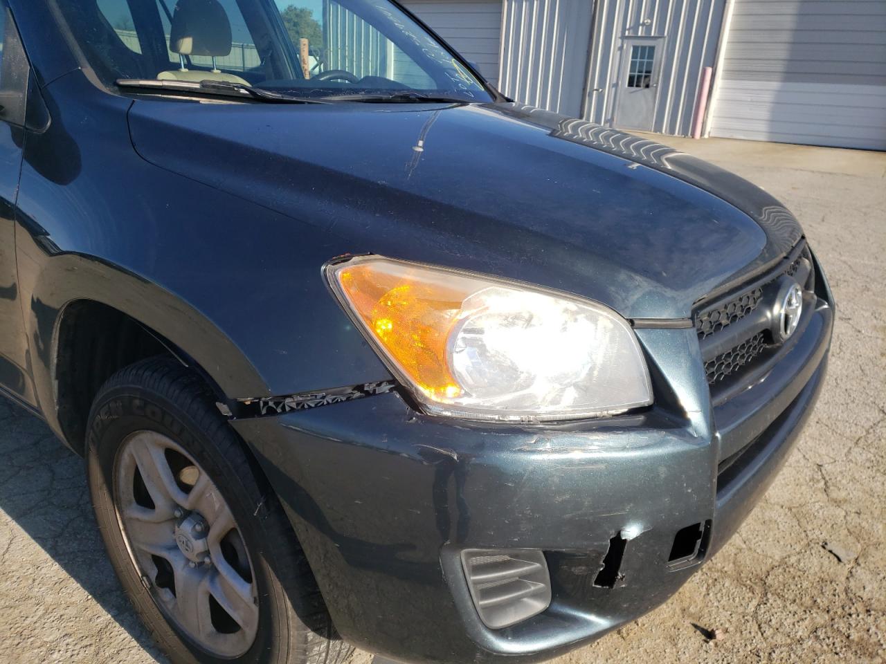 Photo 9 from auction – 2010 TOYOTA RAV4 with VIN 2T3BF4DV2AW069242