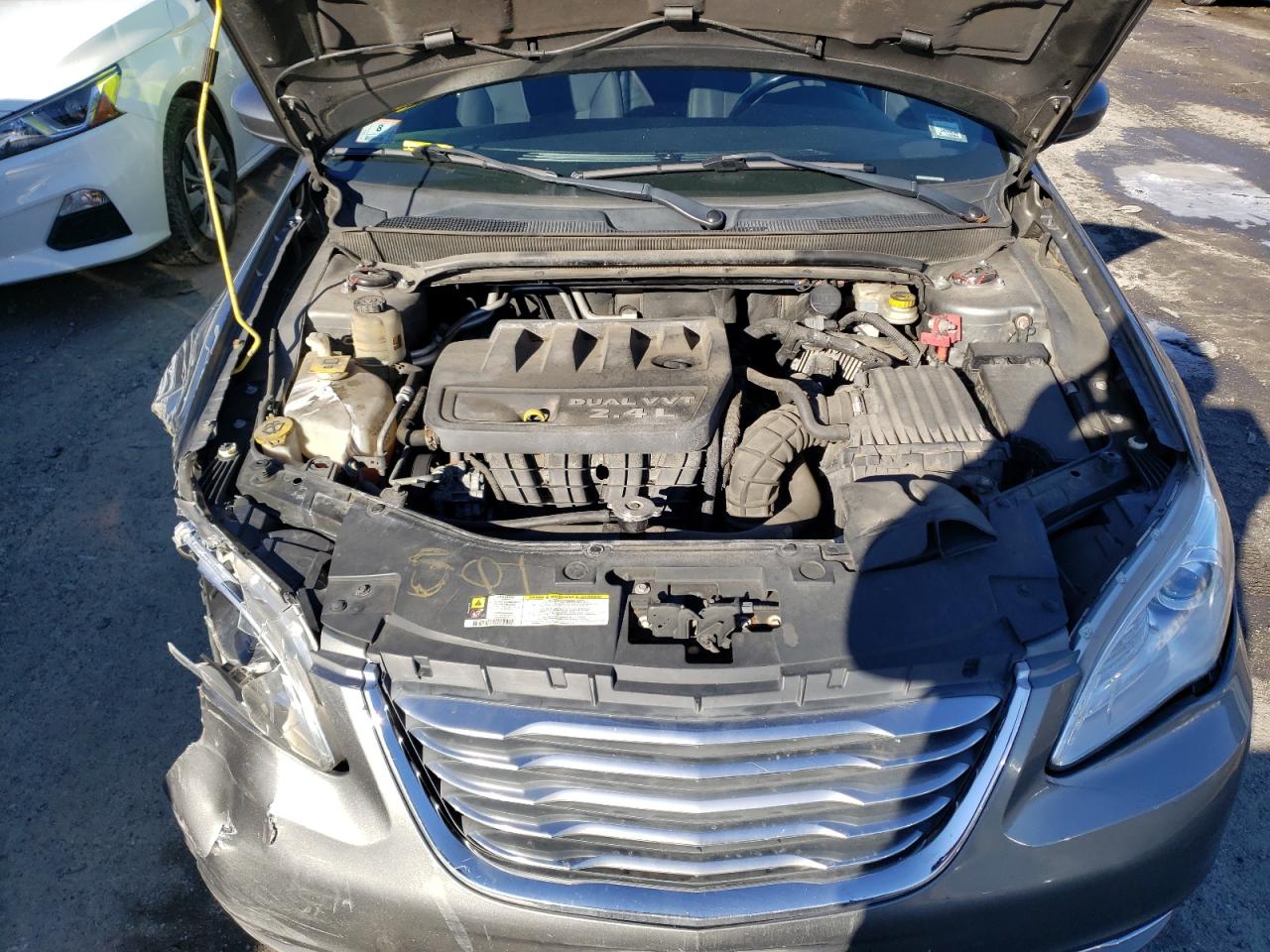 Photo 7 from auction – 2013 CHRYSLER 200 TOURIN with VIN 1C3CCBBB1DN679403