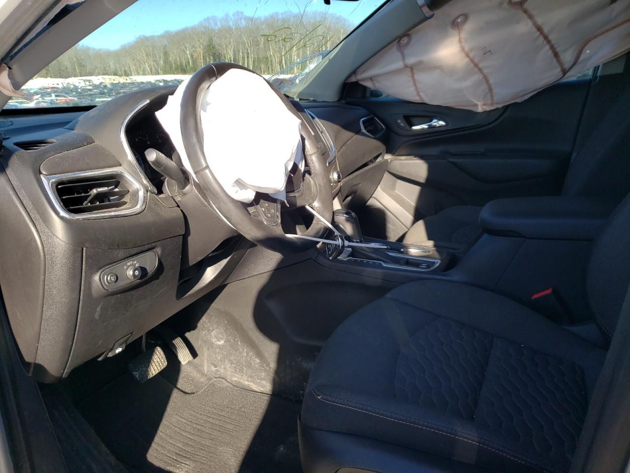 Photo 5 from auction – 2018 CHEVROLET EQUINOX LT with VIN 2GNAXSEVXJ6296600