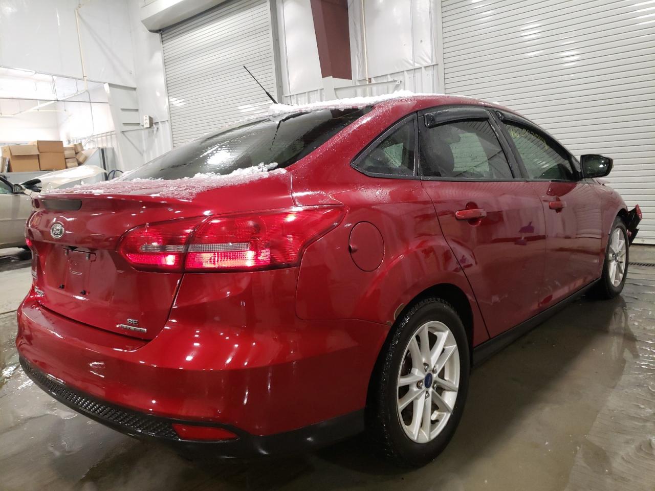 Photo 4 from auction – 2015 FORD FOCUS SE with VIN 1FADP3F24FL314335