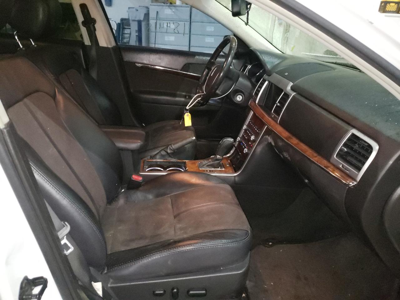 Photo 5 from auction – 2012 LINCOLN MKZ with VIN 3LNHL2GC2CR802815