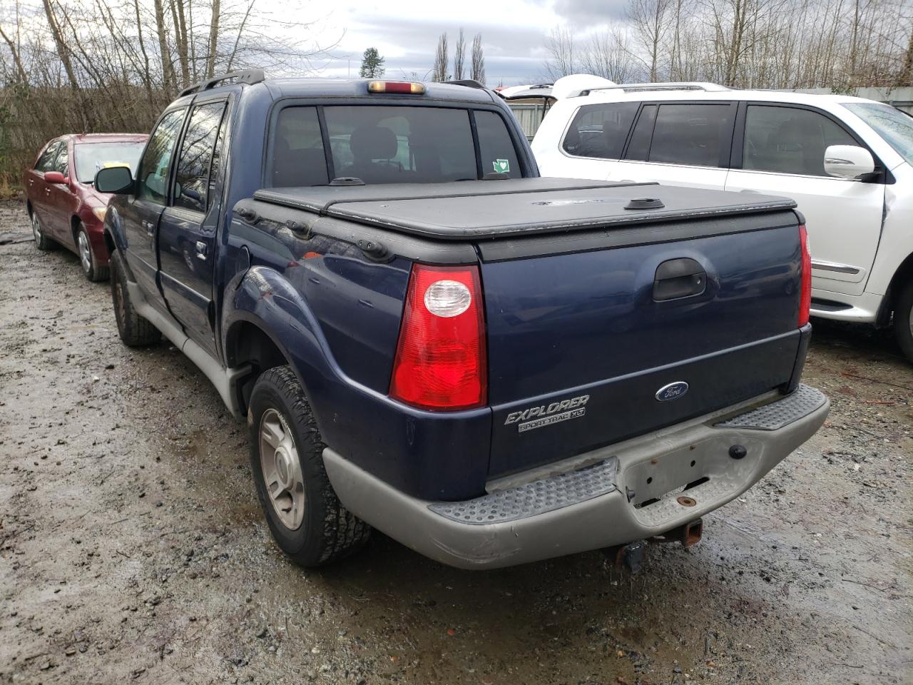 Photo 3 from auction – 2003 FORD EXPLORER S with VIN 1FMZU67E83UB00274