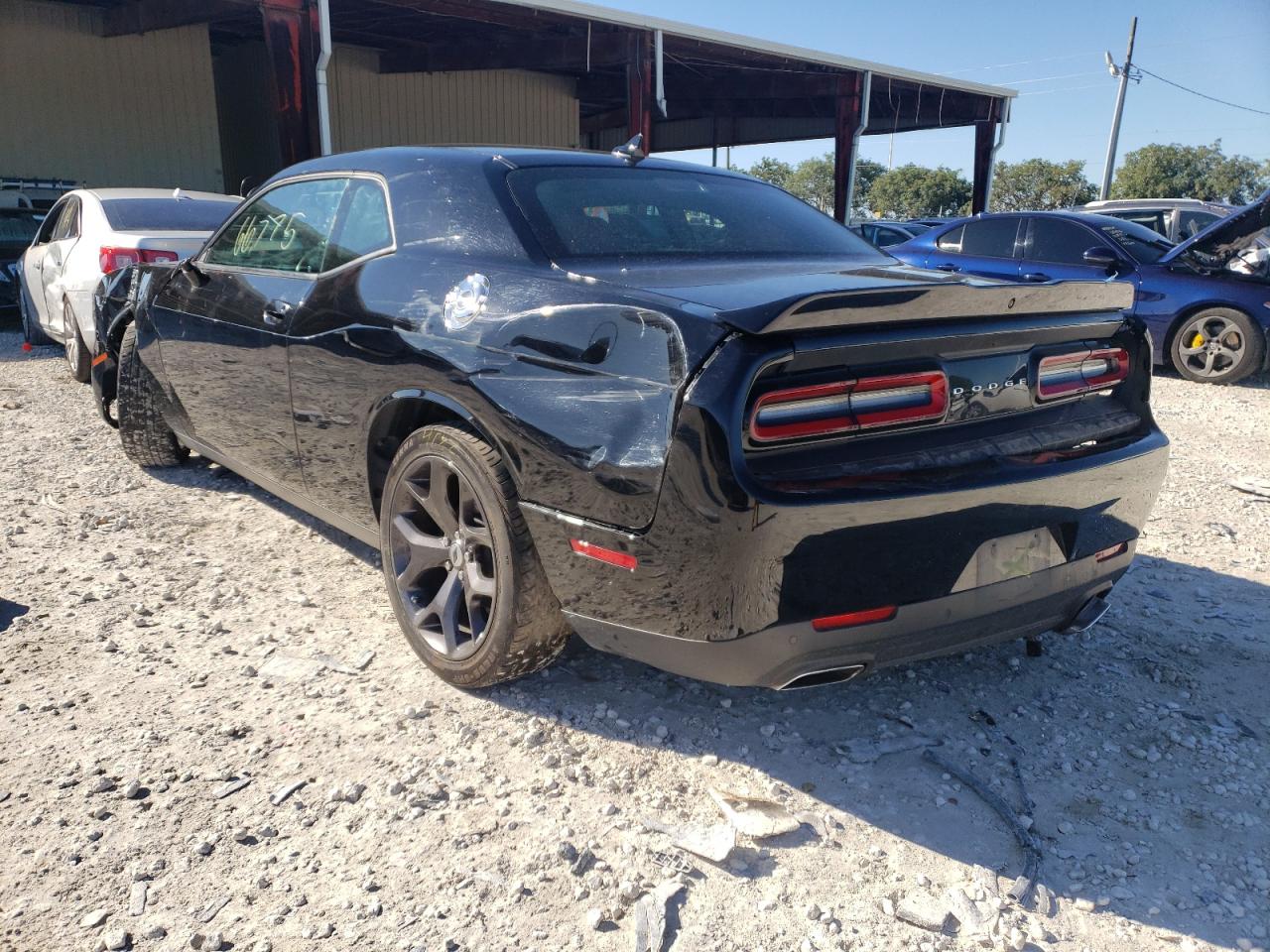 Photo 3 from auction – 2018 DODGE CHALLENGER with VIN 2C3CDZAG2JH233025