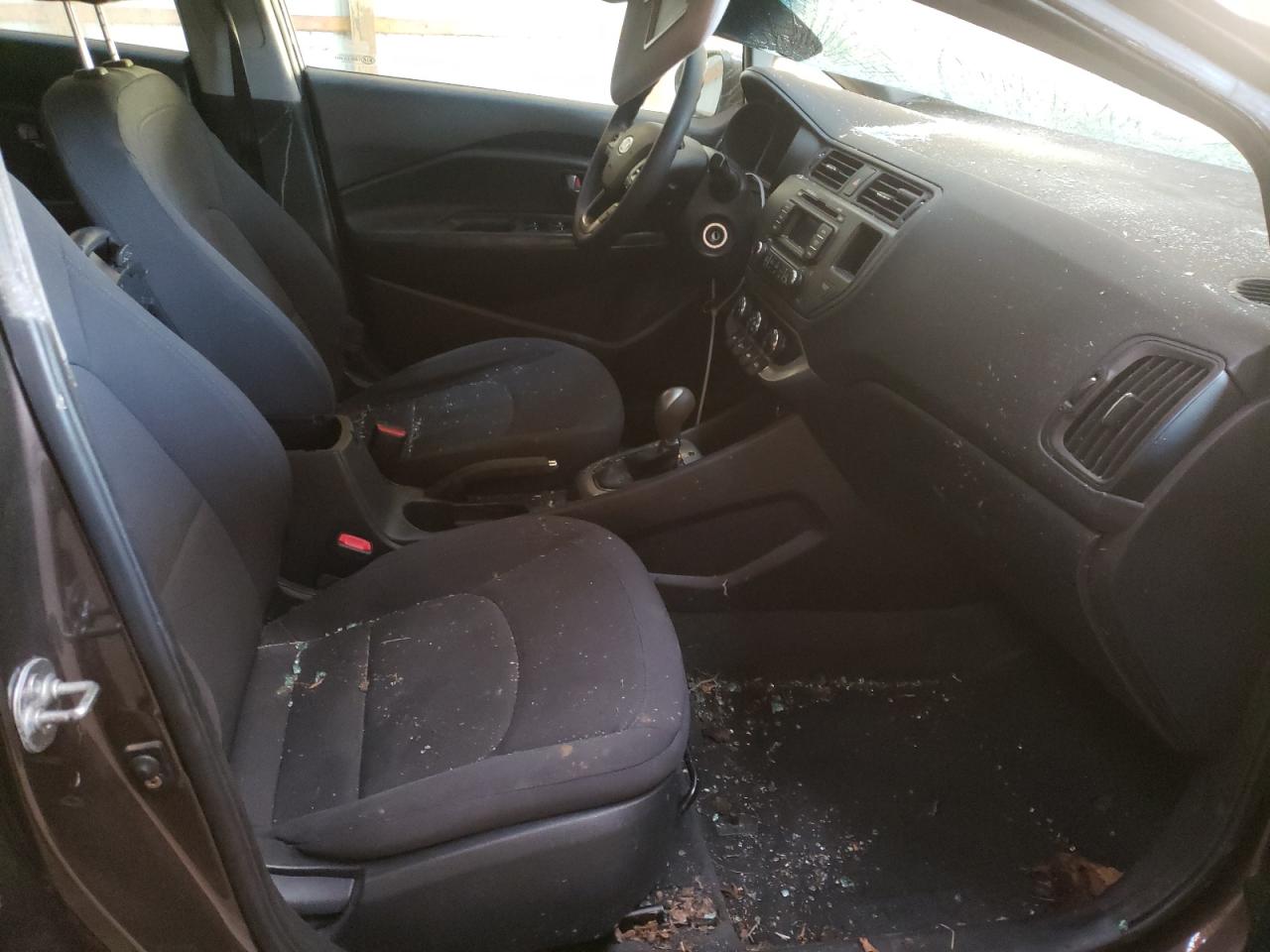 Photo 15 from auction – 2012 KIA RIO EX with VIN KNADN4A37C6049794