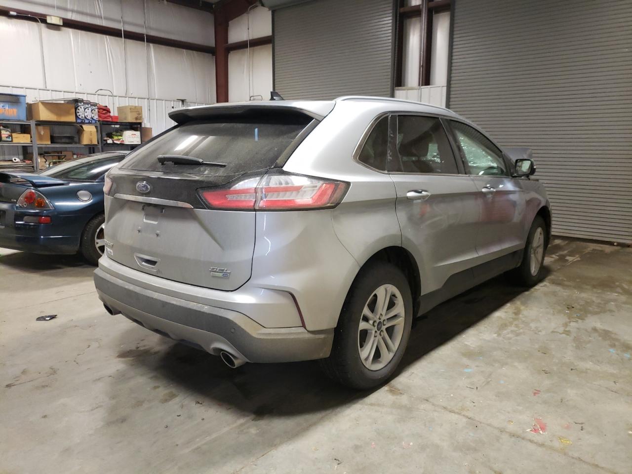 Photo 4 from auction – 2020 FORD EDGE SEL with VIN 2FMPK4J90LBB59306