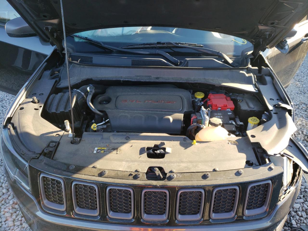 Photo 7 from auction – 2019 JEEP COMPASS TR with VIN 3C4NJDDB7KT618010