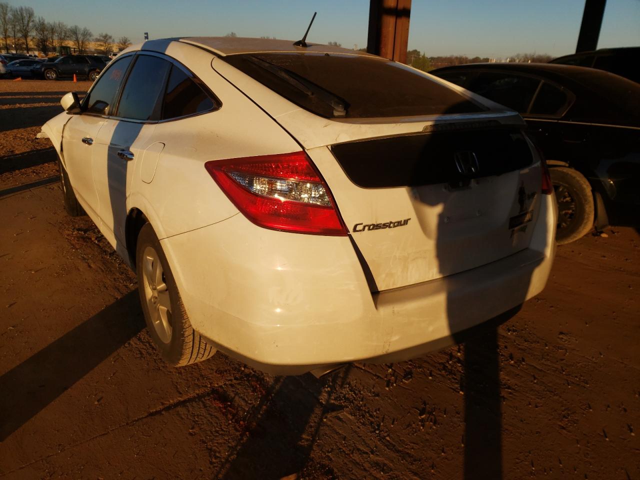 Photo 3 from auction – 2012 HONDA CROSSTOUR with VIN 5J6TF1H32CL004452