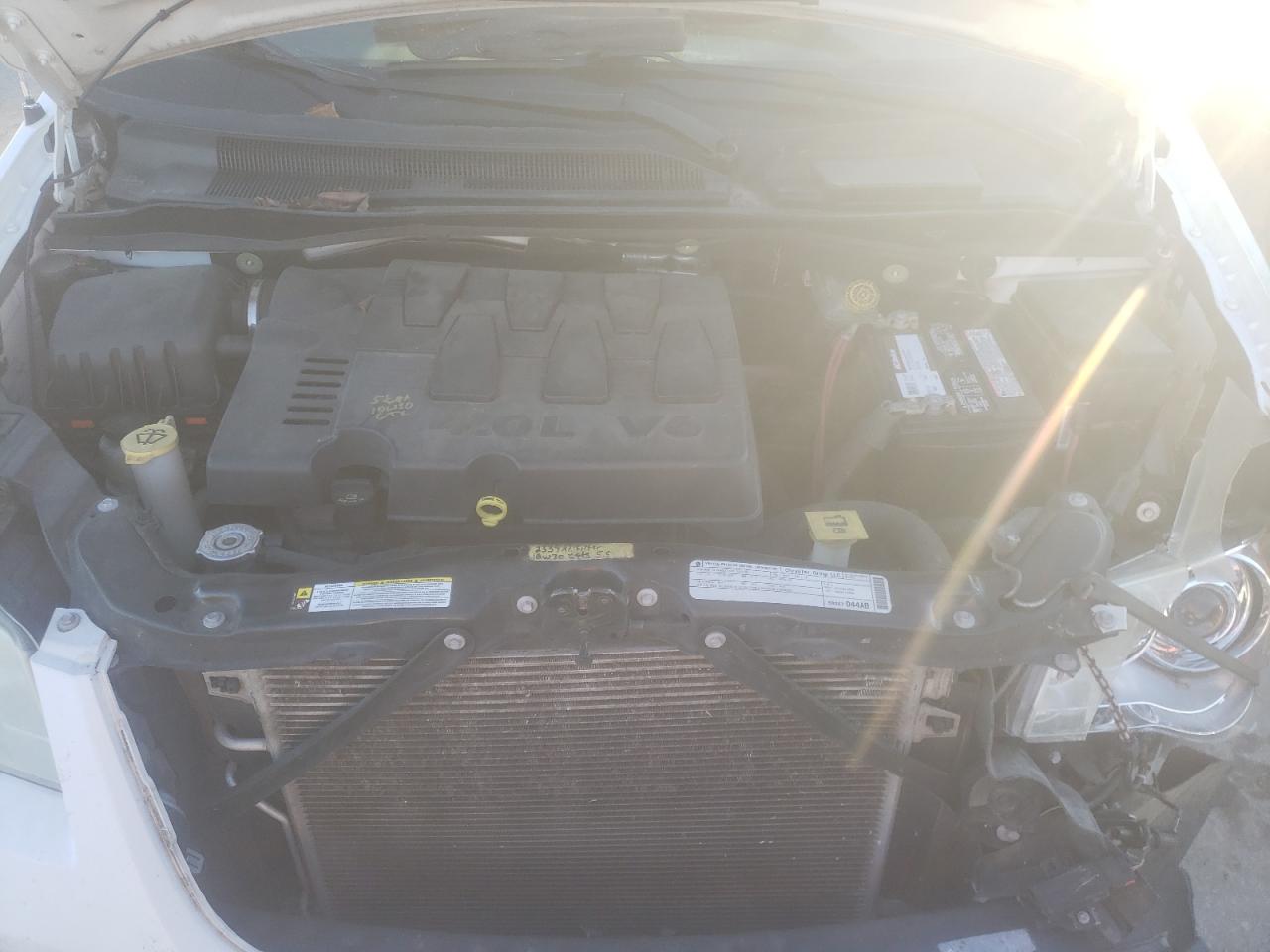 Photo 7 from auction – 2010 CHRYSLER TOWN & COU with VIN 2A4RR6DXXAR143014