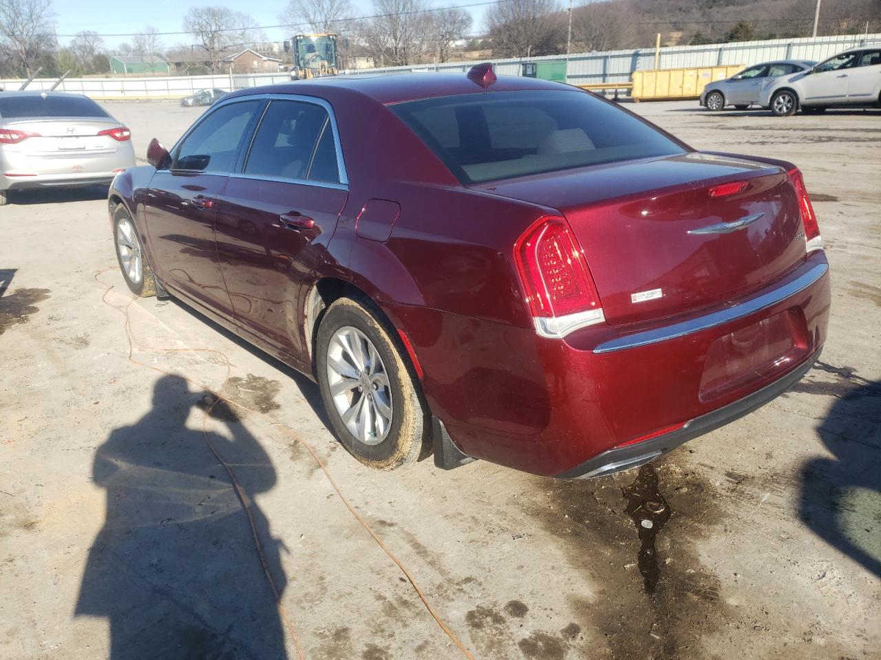 Photo 3 from auction – 2016 CHRYSLER 300 LIMITE with VIN 2C3CCAAG8GH161440