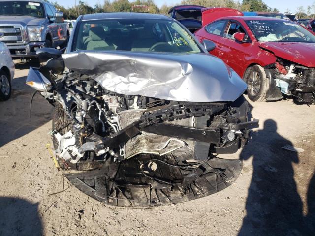 Photo 9 from auction – 2017 HYUNDAI ELANTRA SE with VIN 5NPD74LF2HH154695