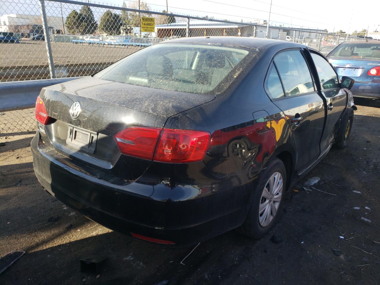 Photo 4 from auction – 2014 VOLKSWAGEN JETTA with VIN 3VW2K7AJ3EM426351