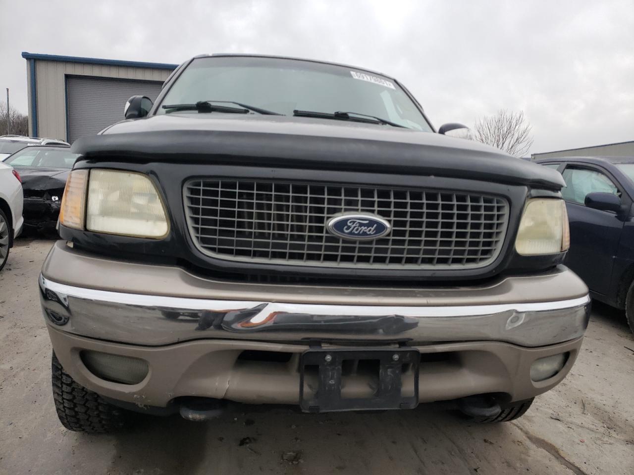 Photo 9 from auction – 2001 FORD EXPEDITION with VIN 1FMFU18L61LB73701