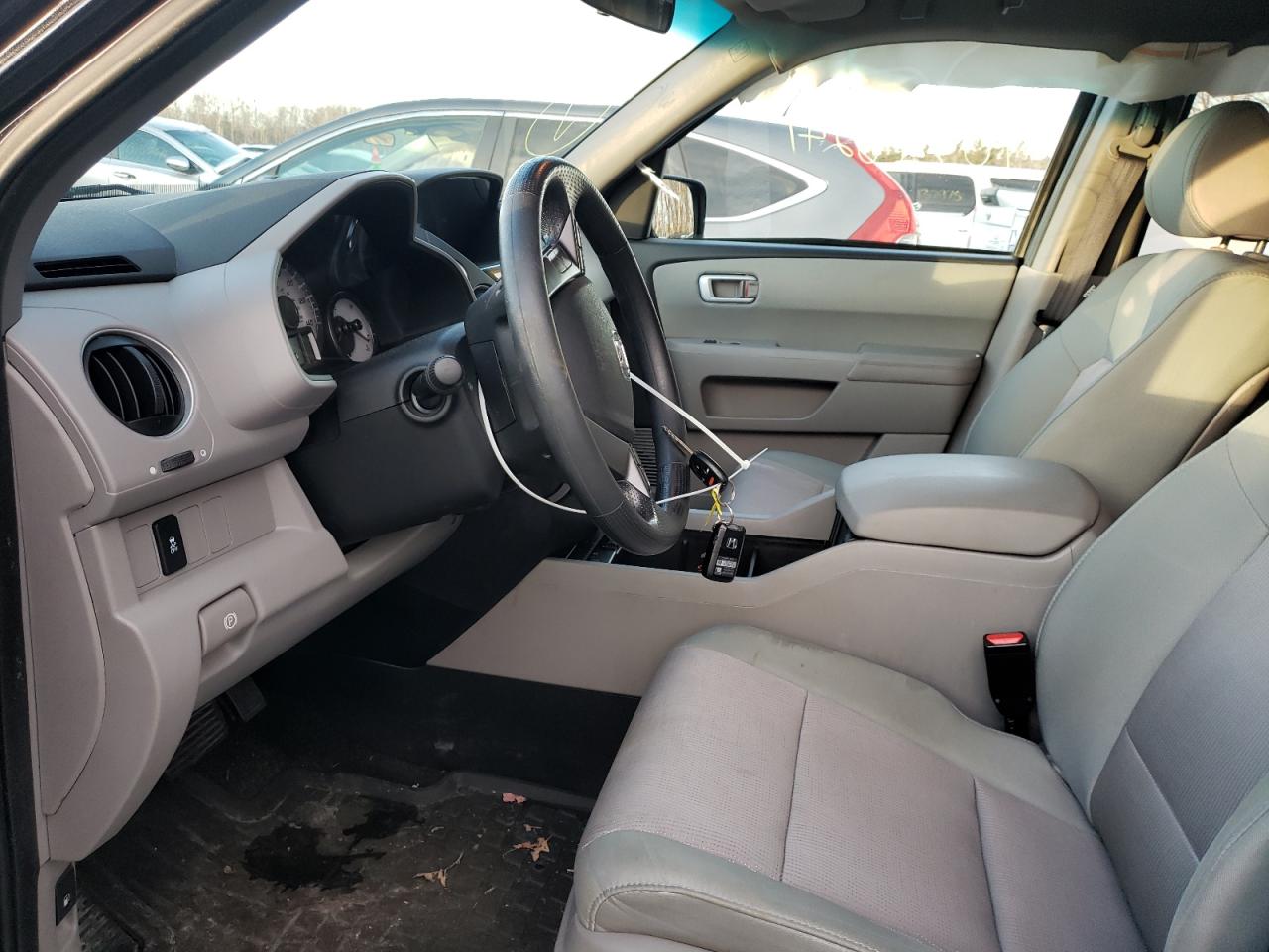 Photo 5 from auction – 2015 HONDA PILOT EX with VIN 5FNYF4H4XFB051502