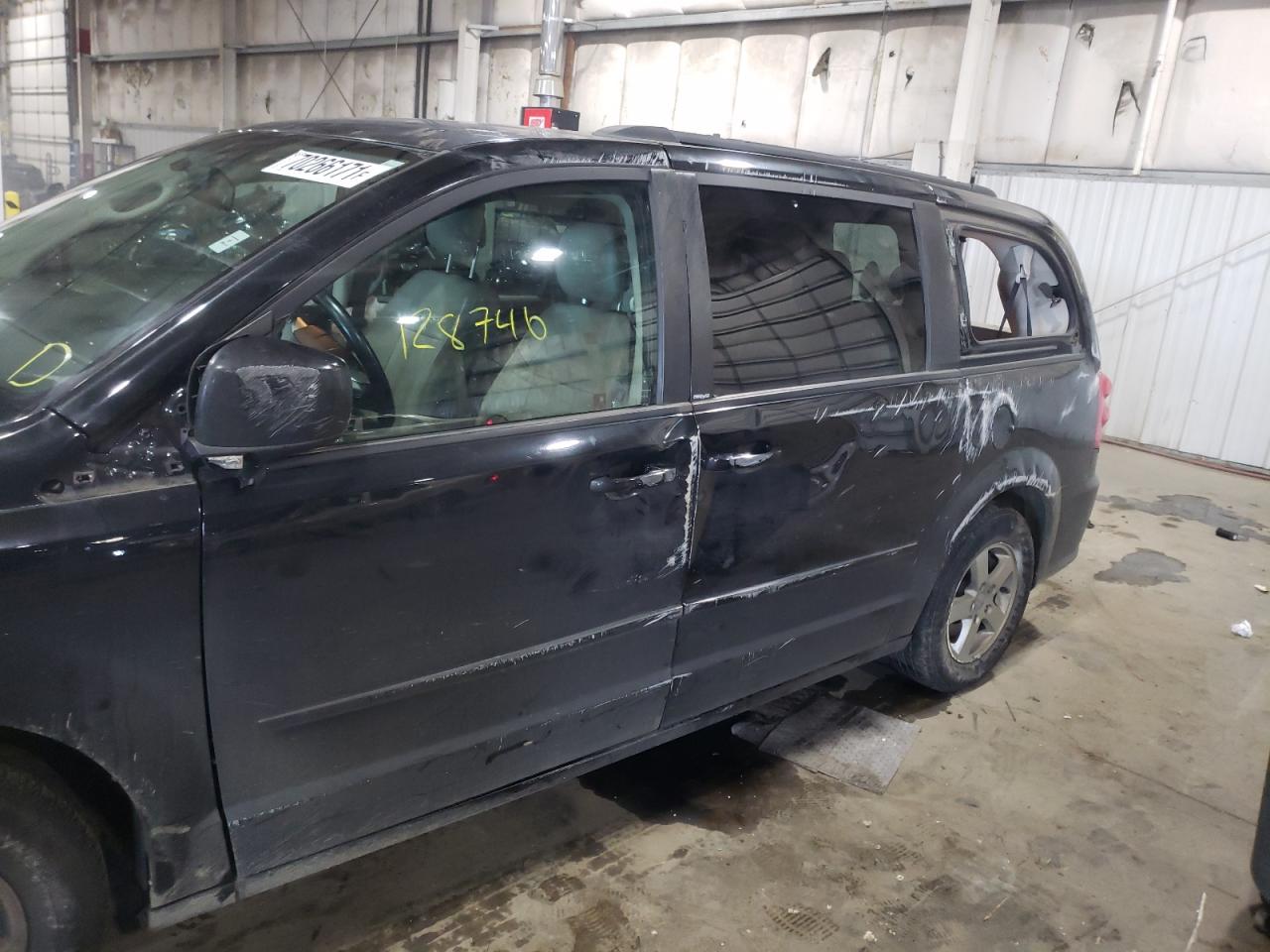 Photo 9 from auction – 2011 DODGE GRAND CARA with VIN 2D4RN3DG2BR603562