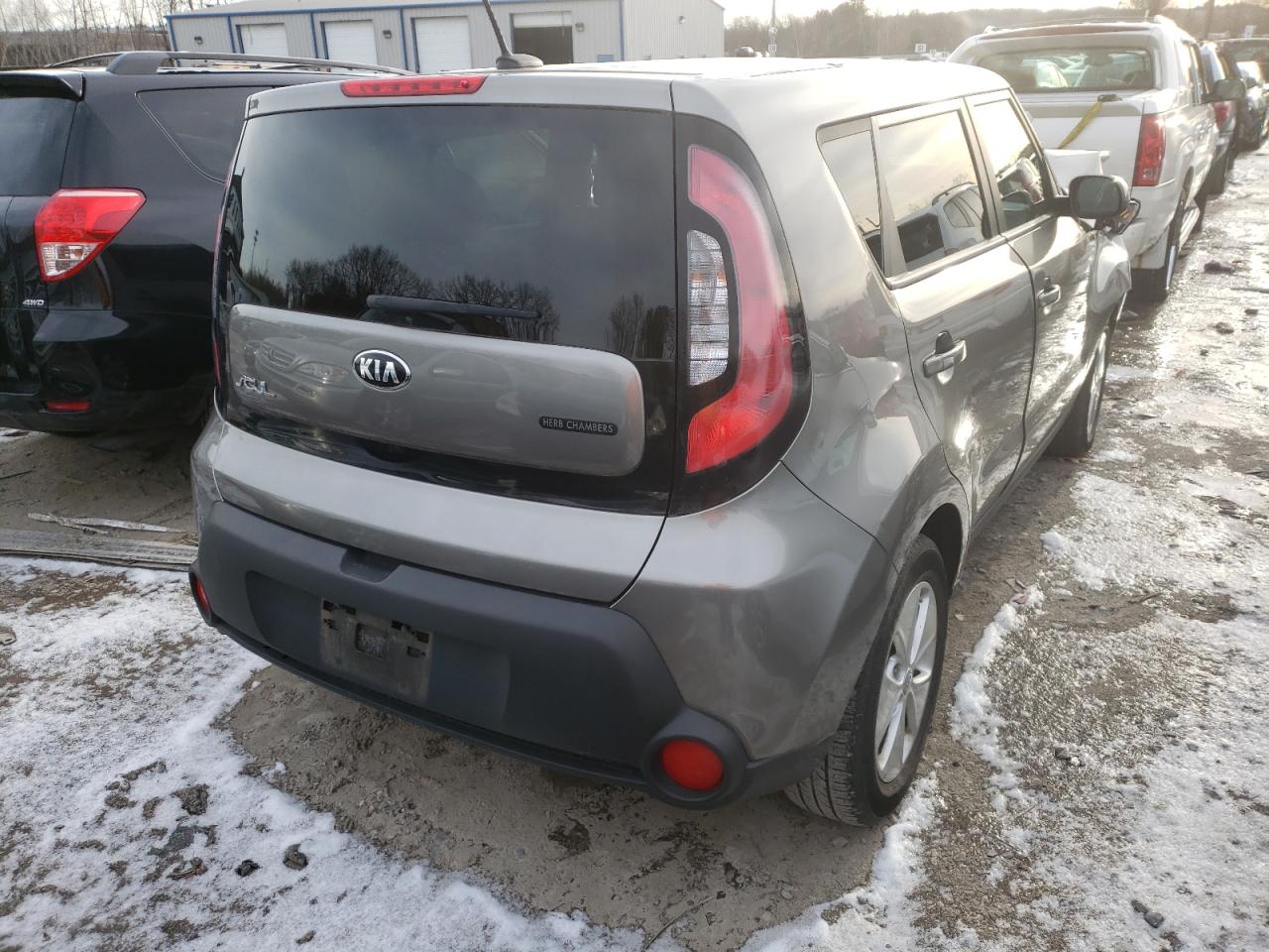 Photo 4 from auction – 2015 KIA SOUL with VIN KNDJN2A25F7181419