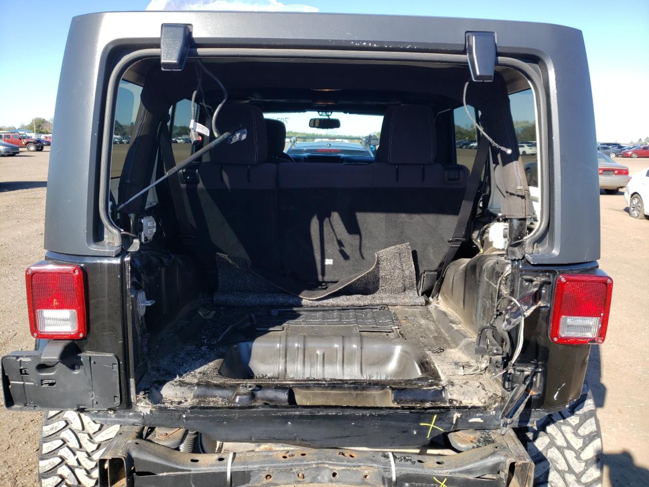 Photo 9 from auction – 2013 JEEP WRANGLER U with VIN 1C4BJWEGXDL506986