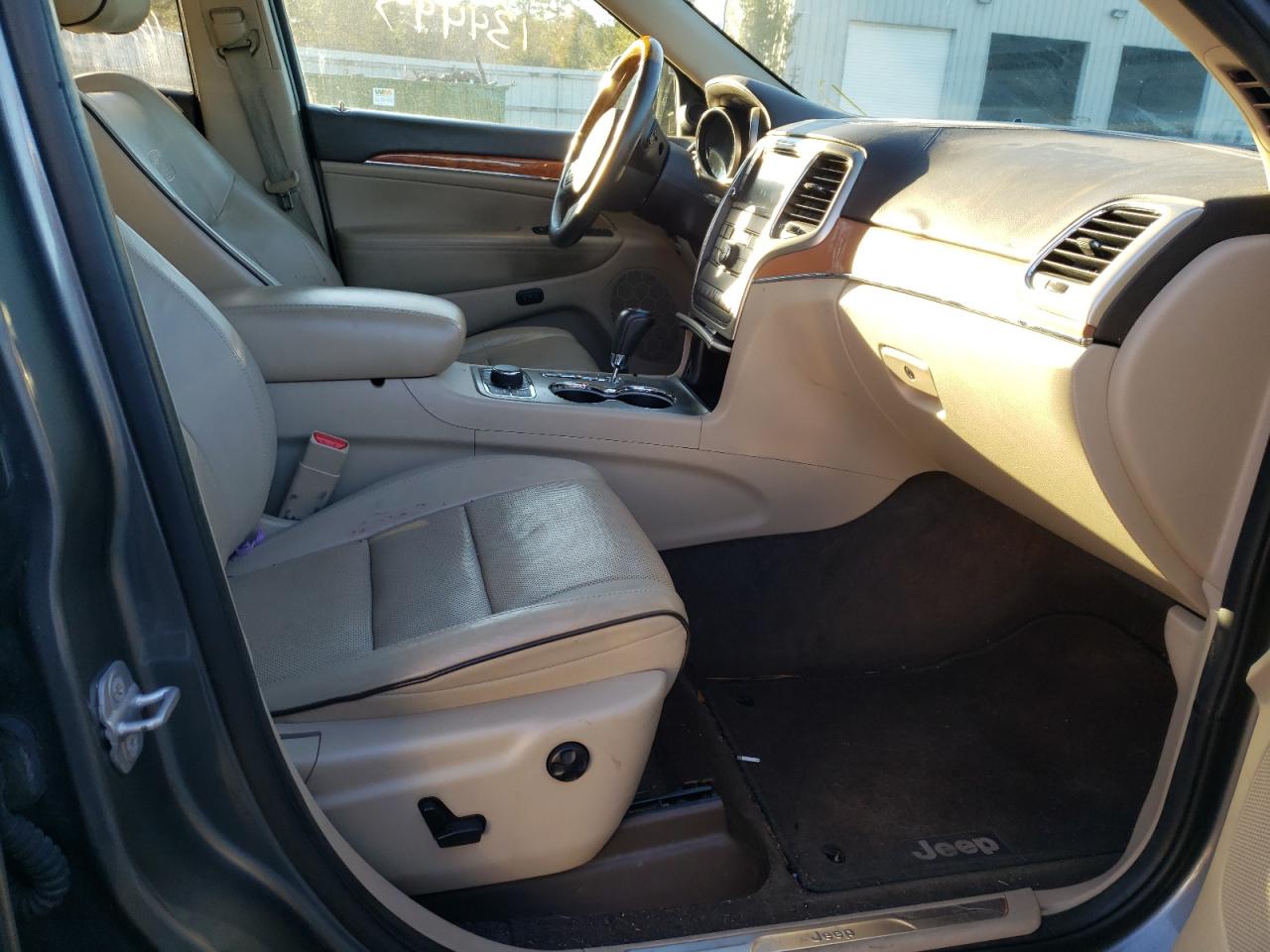 Photo 5 from auction – 2013 JEEP GRAND CHER with VIN 1C4RJFCT9DC582066