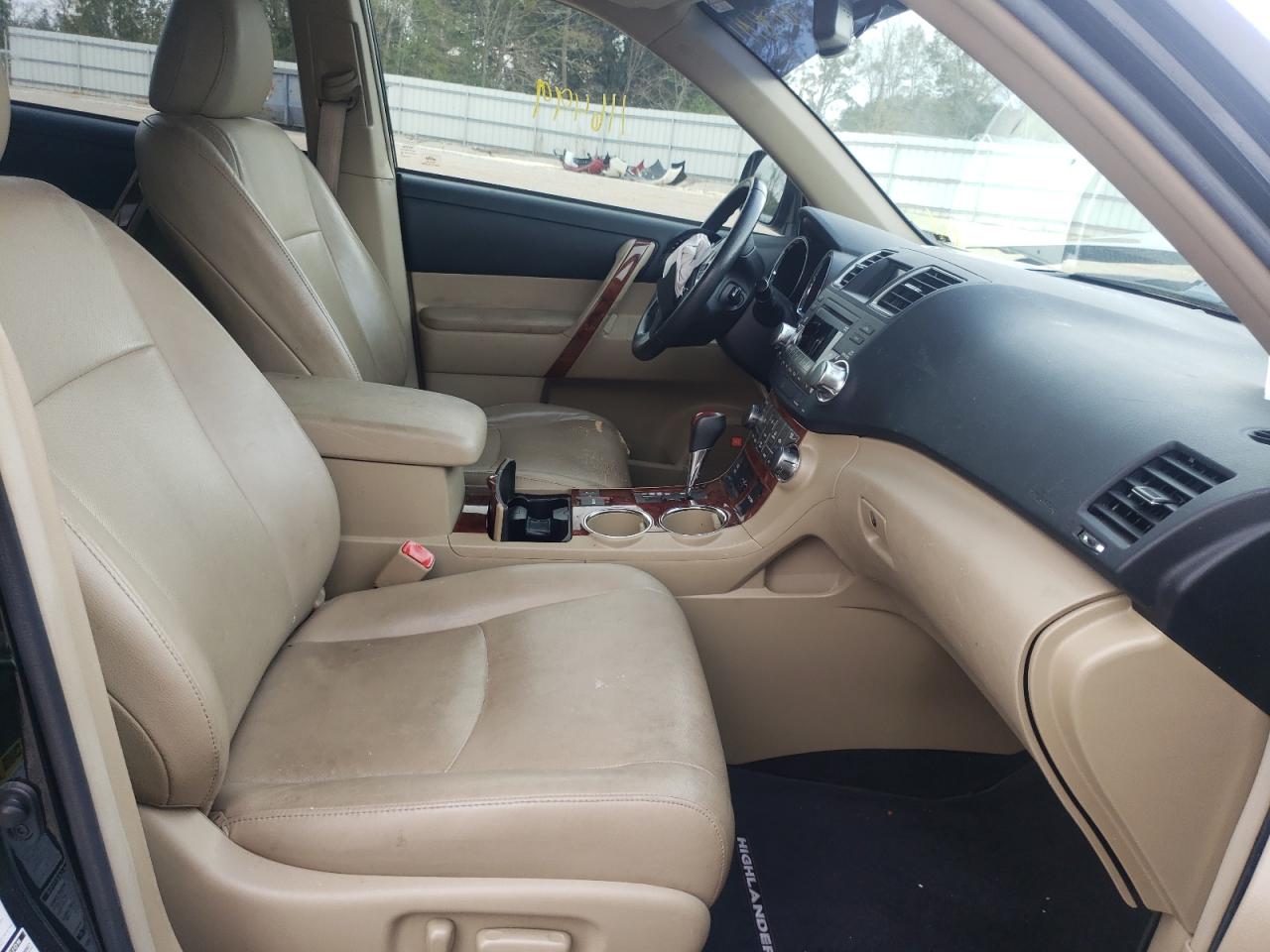 Photo 5 from auction – 2012 TOYOTA HIGHLANDER with VIN 5TDDK3EH5CS115545
