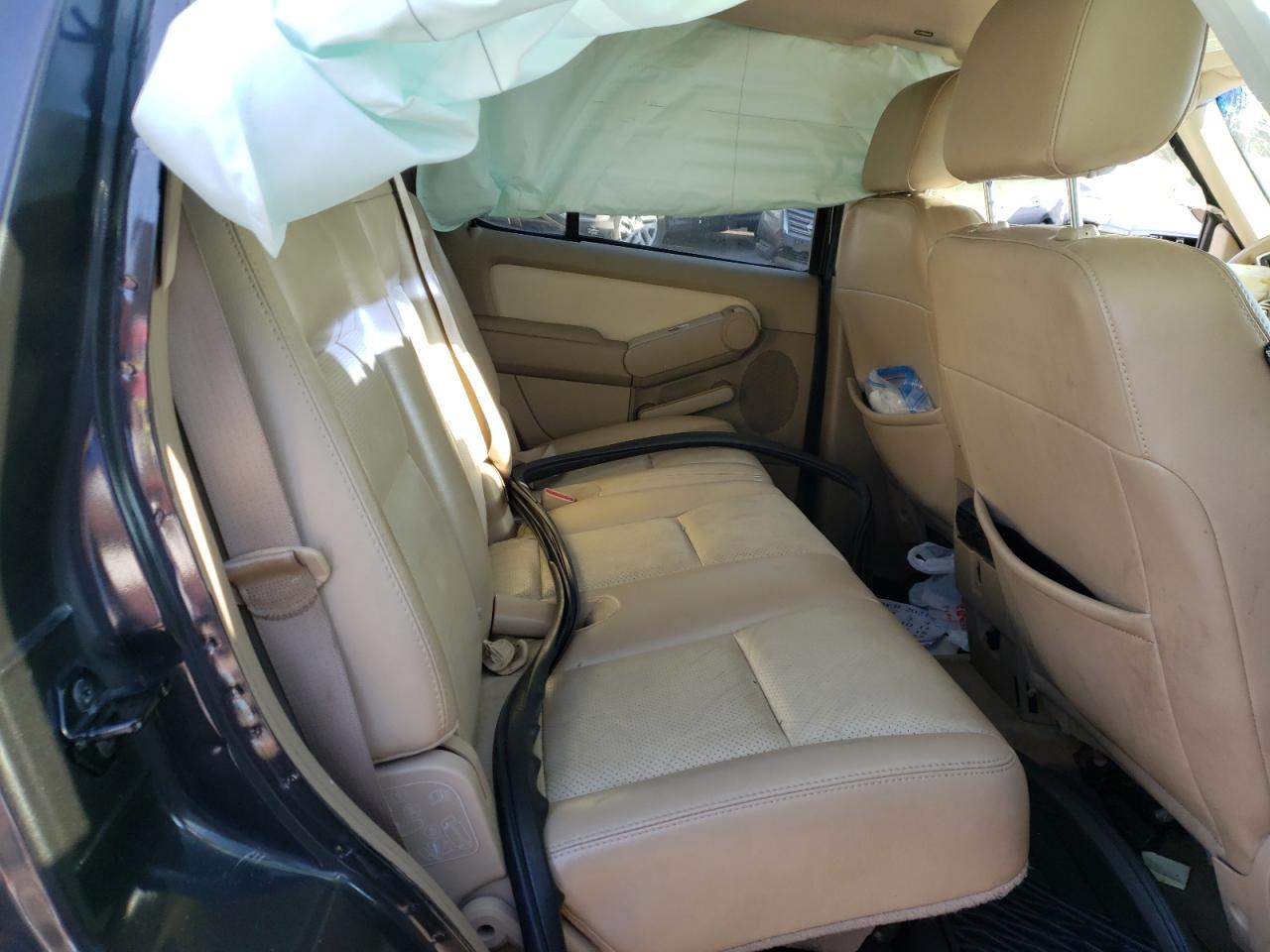 Photo 6 from auction – 2007 MERCURY MOUNTAINEE with VIN 4M2EU47E87UJ13775