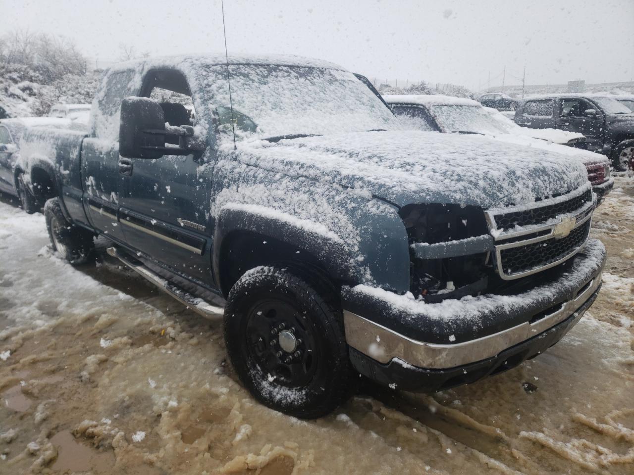 CHEVROLET SILVERADO 2006 with VIN 1GCHK29U56E116479 - Photo from auction