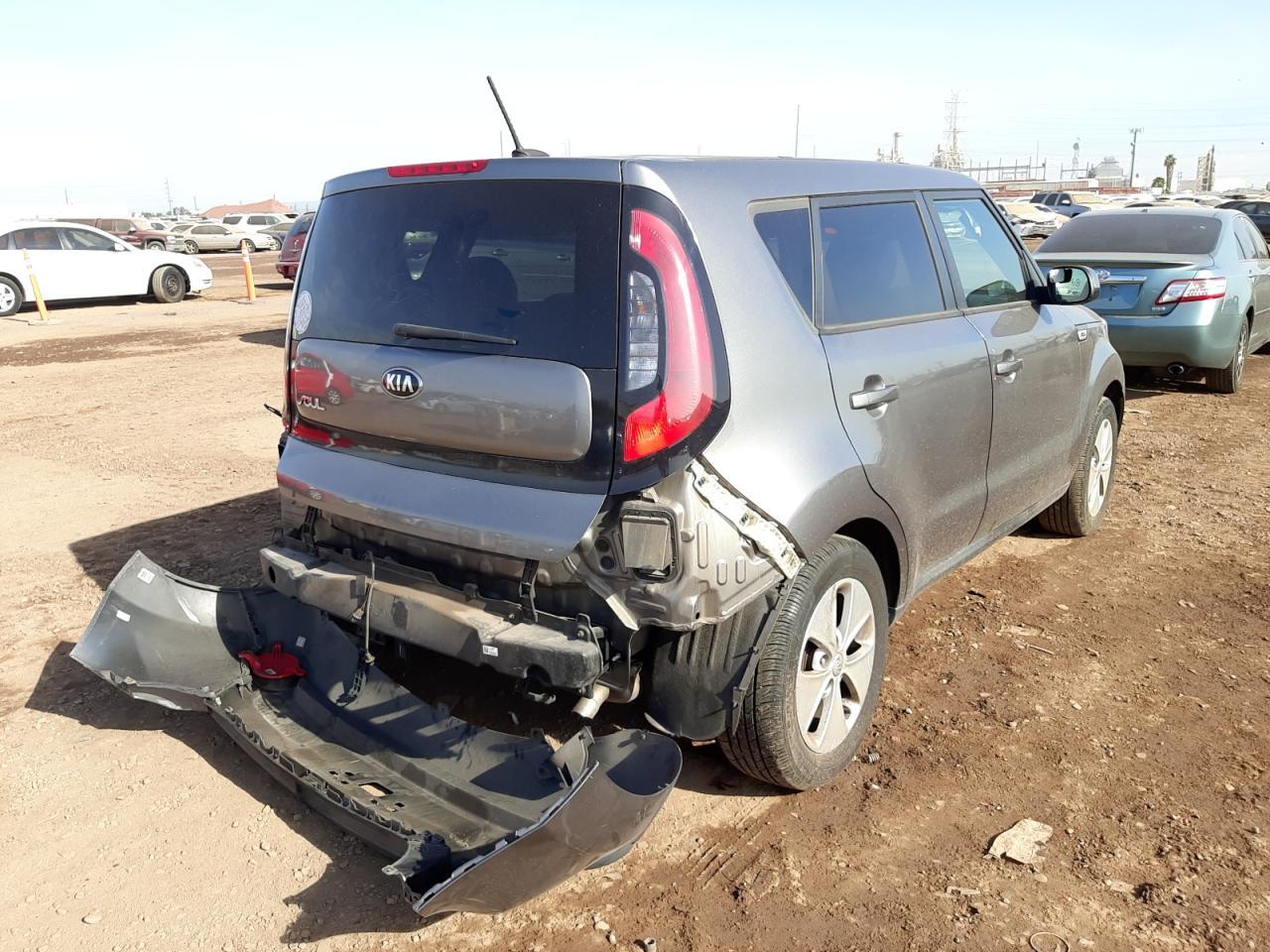Photo 4 from auction – 2016 KIA SOUL with VIN KNDJN2A29G7408418