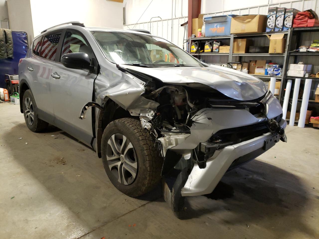 Photo 9 from auction – 2017 TOYOTA RAV4 LE with VIN 2T3BFREV1HW625689