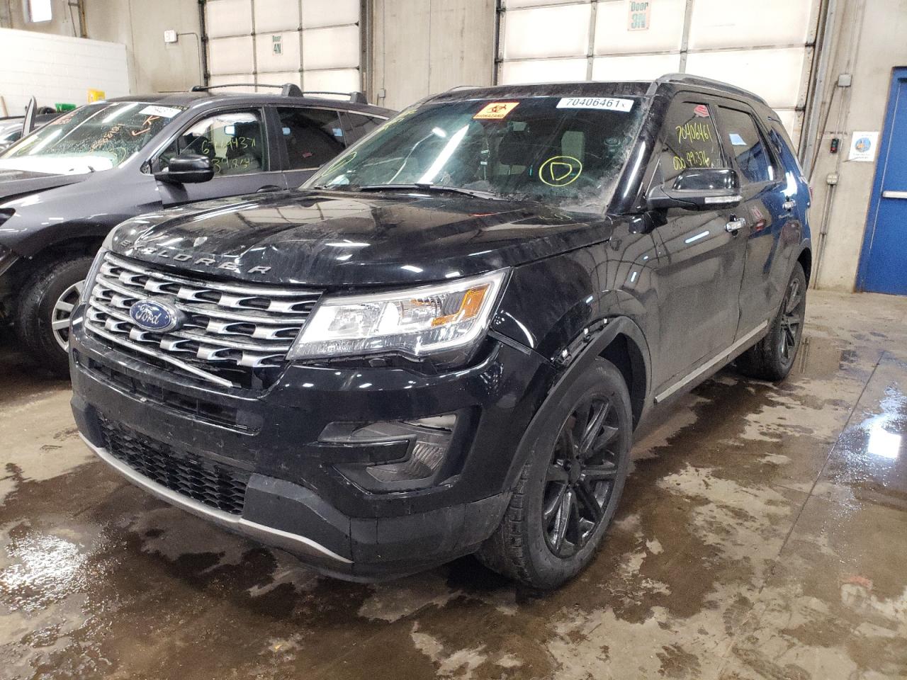 Photo 2 from auction – 2017 FORD EXPLORER L with VIN 1FM5K8F88HGA49053