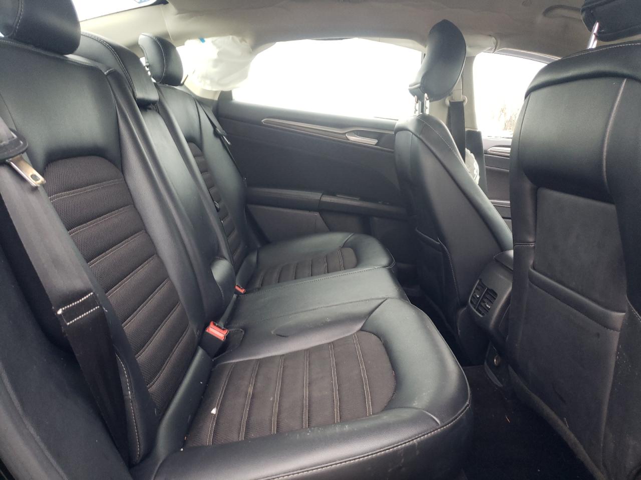 Photo 6 from auction – 2017 FORD FUSION SE with VIN 3FA6P0LU3HR287825