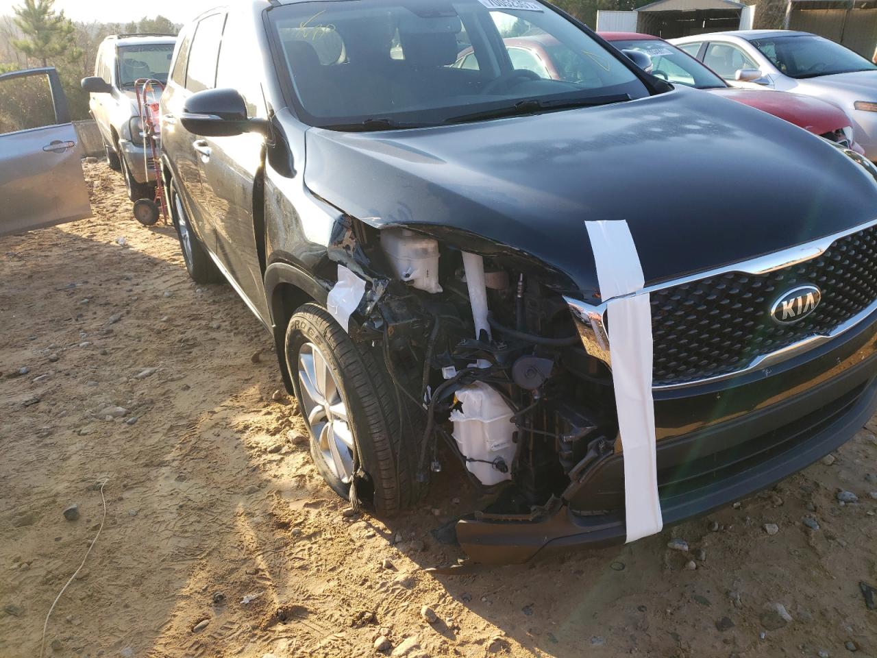 Photo 9 from auction – 2017 KIA SORENTO LX with VIN 5XYPG4A35HG276643