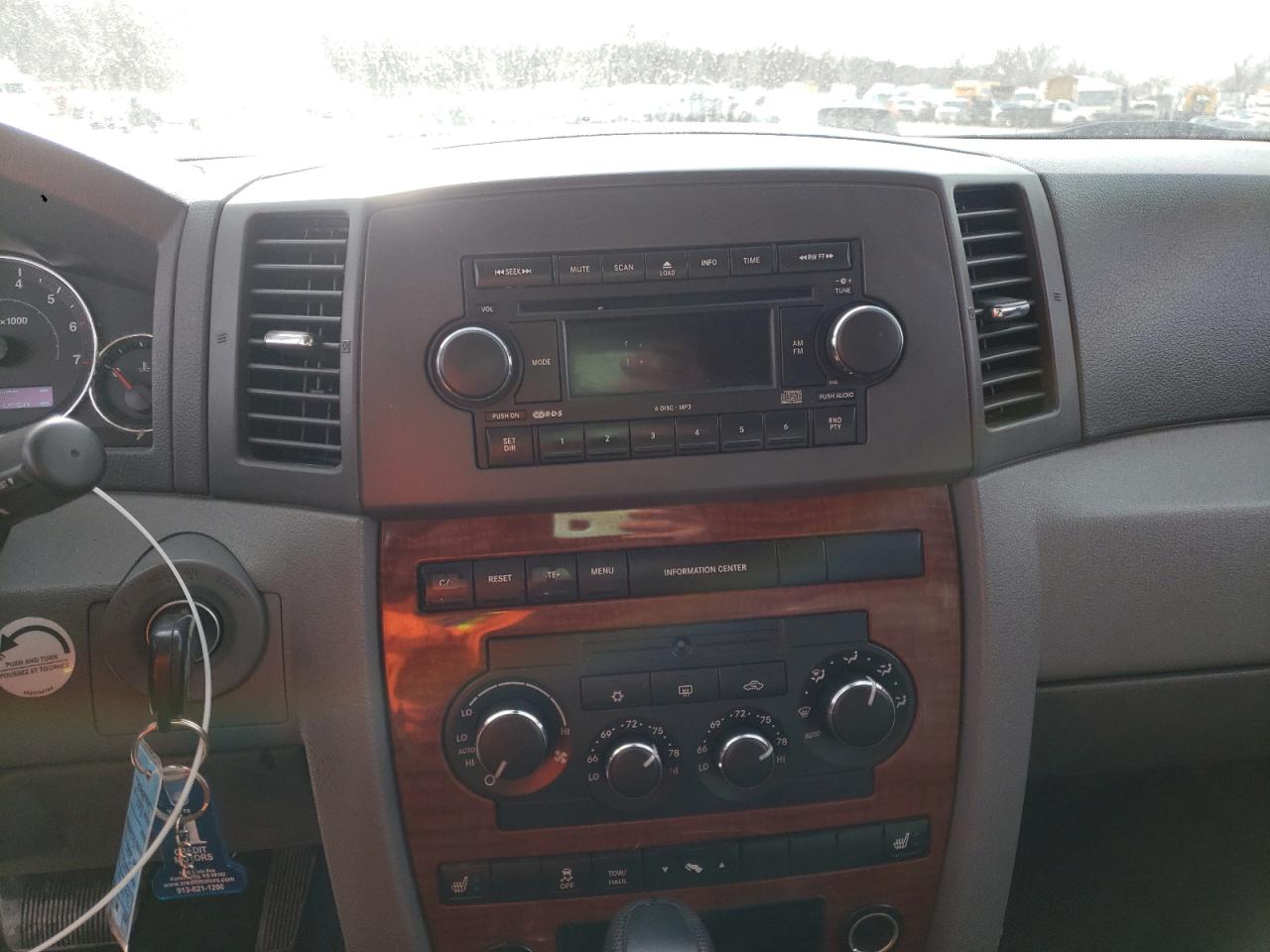 Photo 9 from auction – 2007 JEEP GRAND CHER with VIN 1J8HR58P57C572397