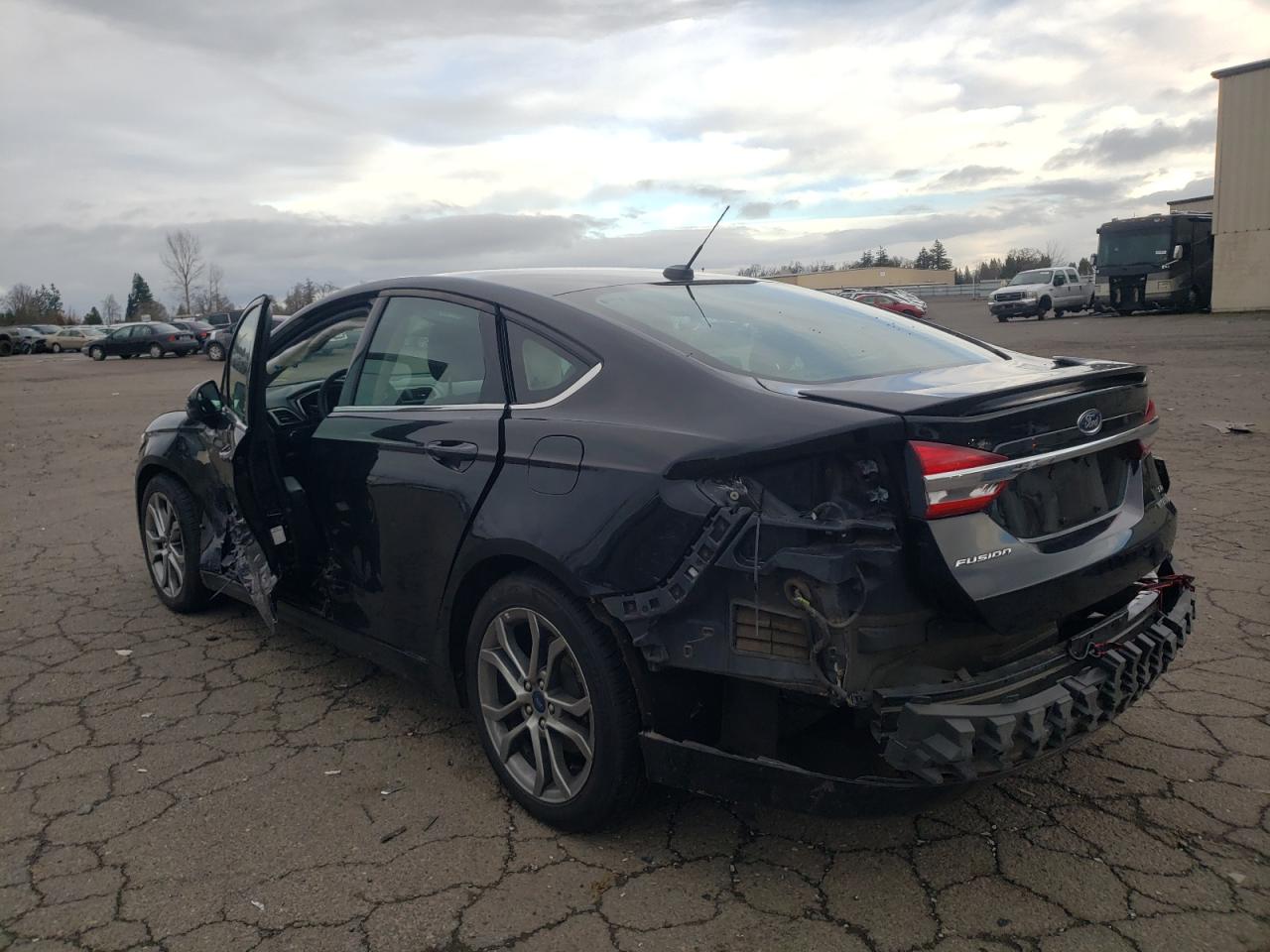 Photo 3 from auction – 2017 FORD FUSION SE with VIN 3FA6P0LU3HR287825