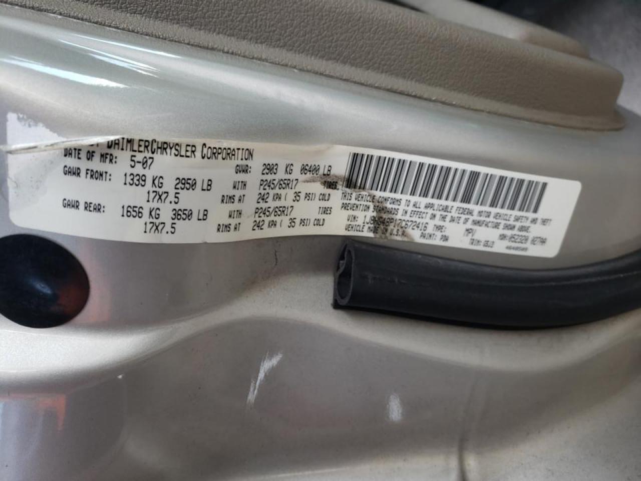 Photo 10 from auction – 2007 JEEP COMMANDER with VIN 1J8HG48P17C672416